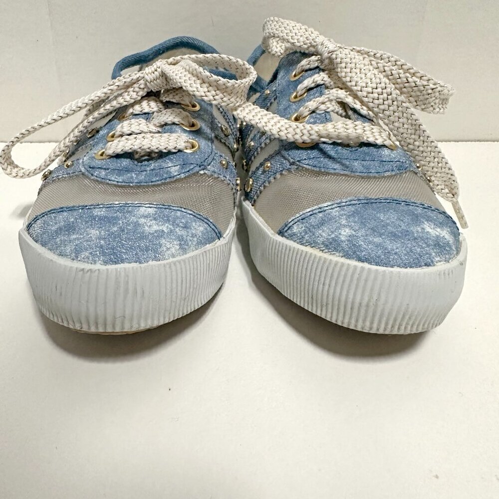VTG Sneakers - Picture 5 of 10